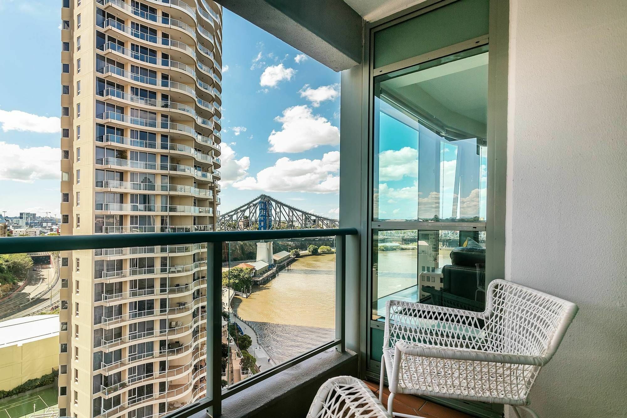 River View Suites In The Heart Of Brisbane Exteriör bild
